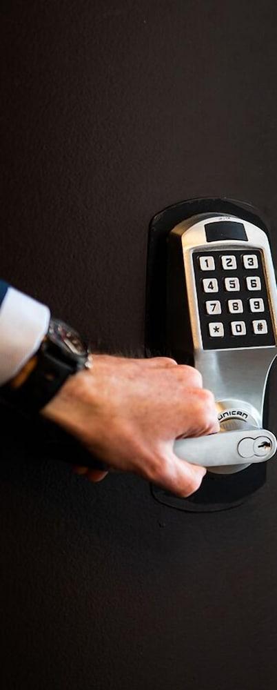 B&B Hotel Antwerpen Zuid Eksteriør billede